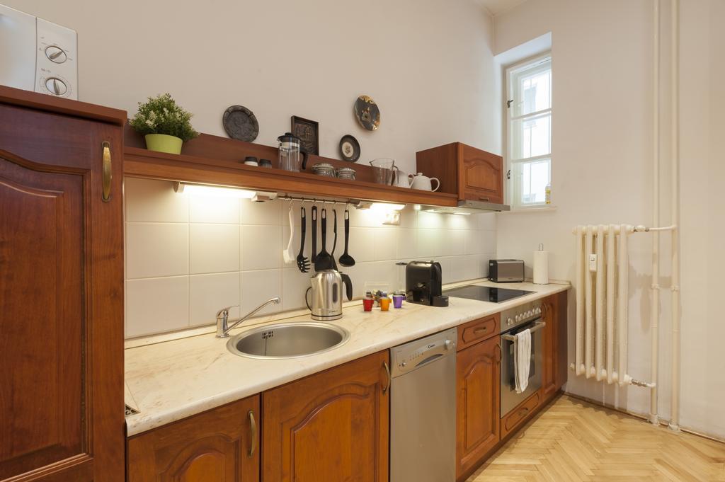Liszt Ferenc Boutique Apartment Budapeste Exterior foto