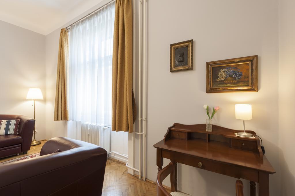 Liszt Ferenc Boutique Apartment Budapeste Exterior foto