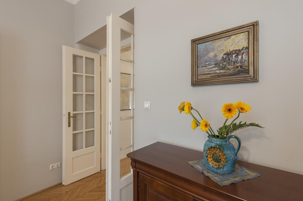 Liszt Ferenc Boutique Apartment Budapeste Exterior foto